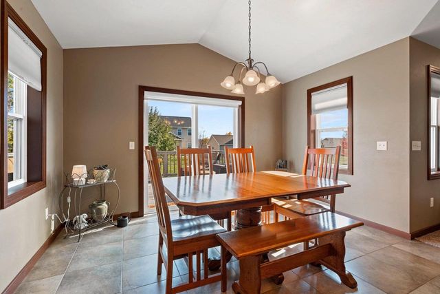 N2348 HEAVENLY DRIVE, Greenville, WI 54942