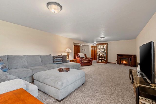 N2348 HEAVENLY DRIVE, Greenville, WI 54942