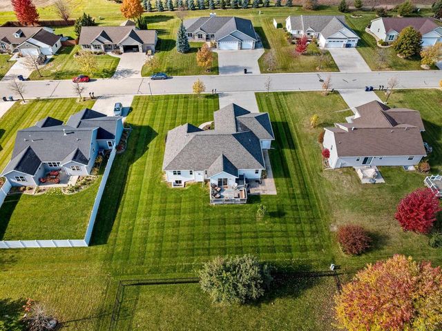 N2348 HEAVENLY DRIVE, Greenville, WI 54942