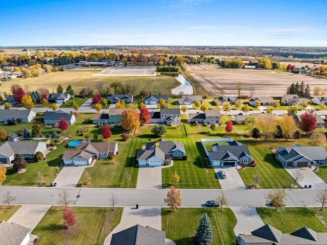 N2348 HEAVENLY DRIVE, Greenville, WI 54942