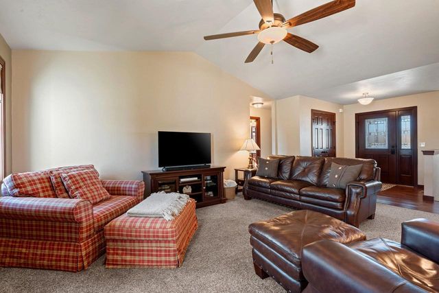 N2348 HEAVENLY DRIVE, Greenville, WI 54942