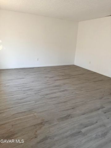 7616 Xavier Avenue, California City, CA 93505