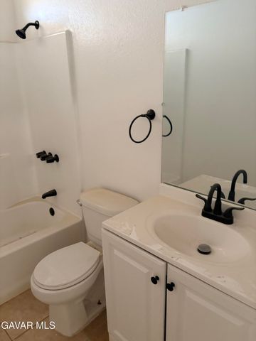 7616 Xavier Avenue, California City, CA 93505