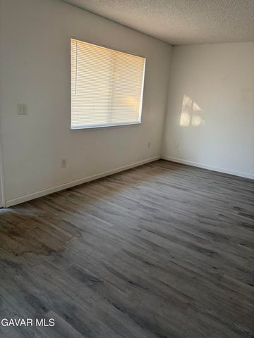 7616 Xavier Avenue, California City, CA 93505