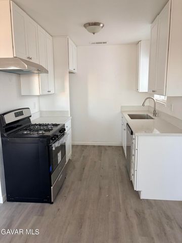 7616 Xavier Avenue, California City, CA 93505