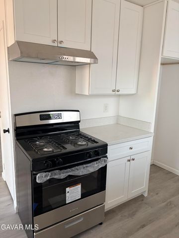 7616 Xavier Avenue, California City, CA 93505