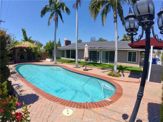 1228 E Greenview Drive, Orange, CA 92866