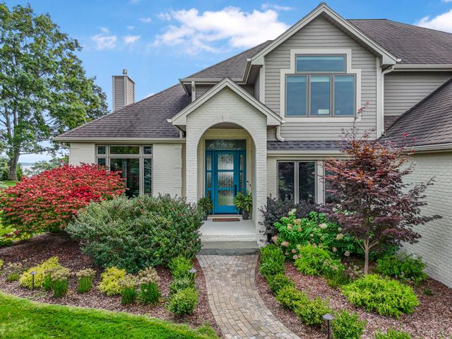 9546 Eastridge Drive, Traverse City, MI 49686