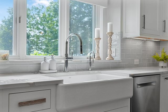 9546 Eastridge Drive, Traverse City, MI 49686