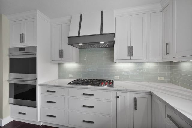 9546 Eastridge Drive, Traverse City, MI 49686