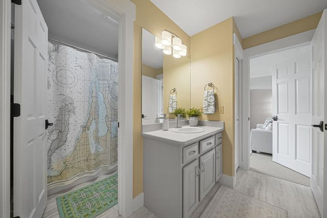 9546 Eastridge Drive, Traverse City, MI 49686