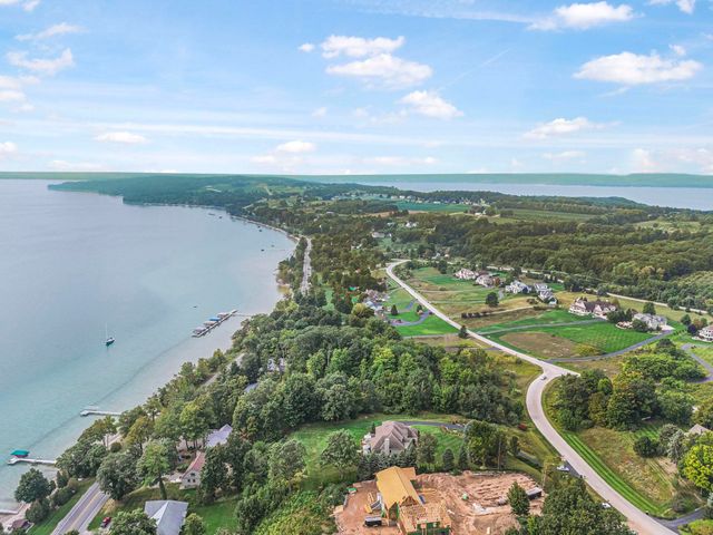 9546 Eastridge Drive, Traverse City, MI 49686