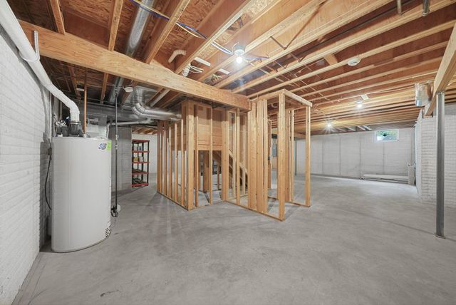 9546 Eastridge Drive, Traverse City, MI 49686