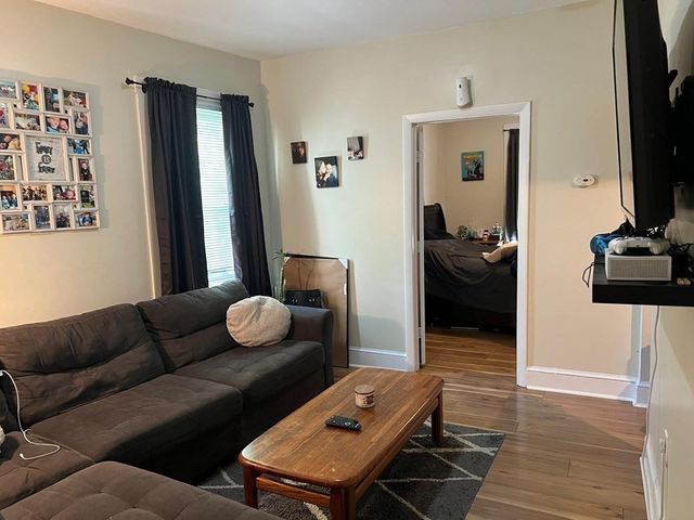 61 Vine 4, Lynn, MA 01905