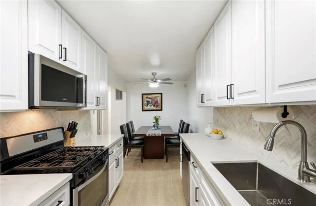 6904 Radford 5, North Hollywood, CA 91605