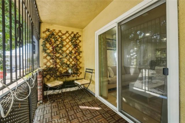 6904 Radford 5, North Hollywood, CA 91605