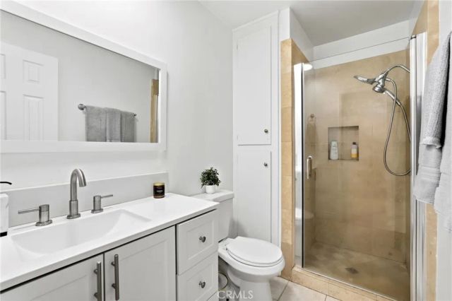 6904 Radford 5, North Hollywood, CA 91605