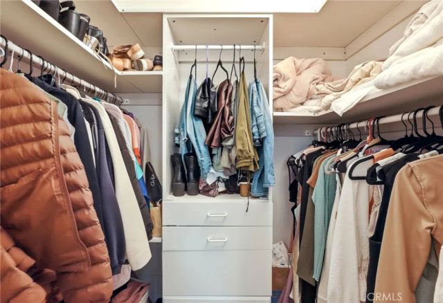 6904 Radford 5, North Hollywood, CA 91605