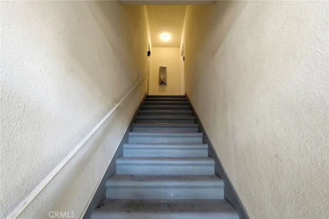 6904 Radford 5, North Hollywood, CA 91605