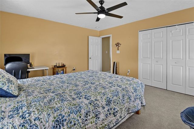 168 Firenze Dr, Oakdale, PA 15071