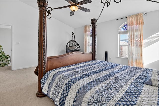 168 Firenze Dr, Oakdale, PA 15071