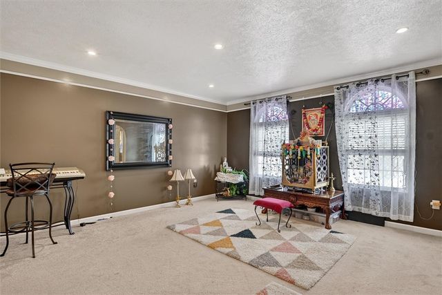 168 Firenze Dr, Oakdale, PA 15071