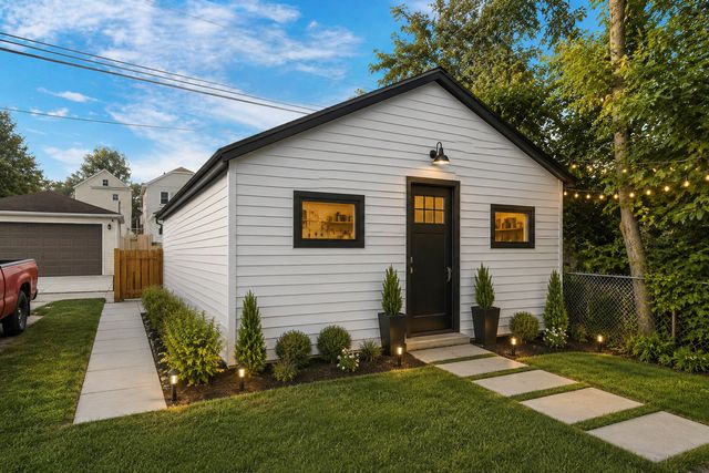 9952 S Vincennes Avenue, Chicago, IL 60643