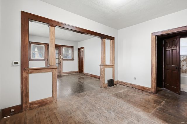 3117 Monroe Street, Fort Wayne, IN 46806