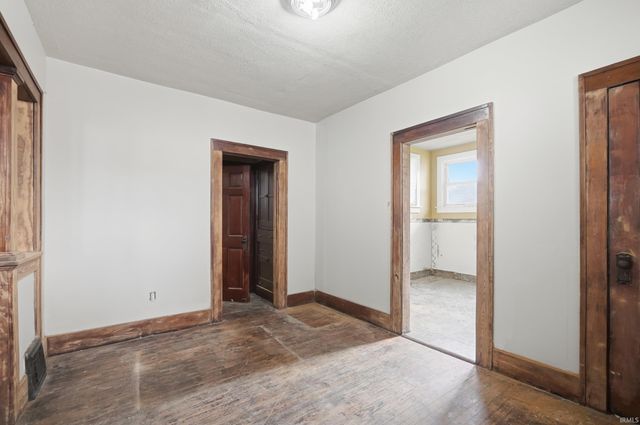 3117 Monroe Street, Fort Wayne, IN 46806