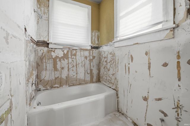 3117 Monroe Street, Fort Wayne, IN 46806