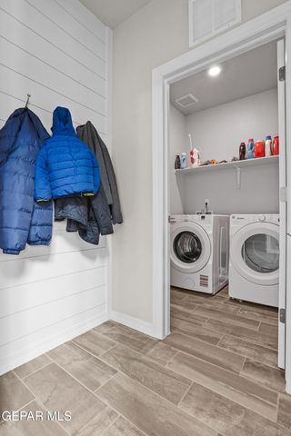 7437 Schweitz Court, El Paso, TX 79911