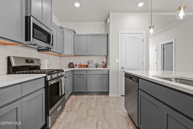 7437 Schweitz Court, El Paso, TX 79911