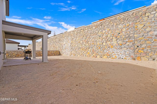 7437 Schweitz Court, El Paso, TX 79911