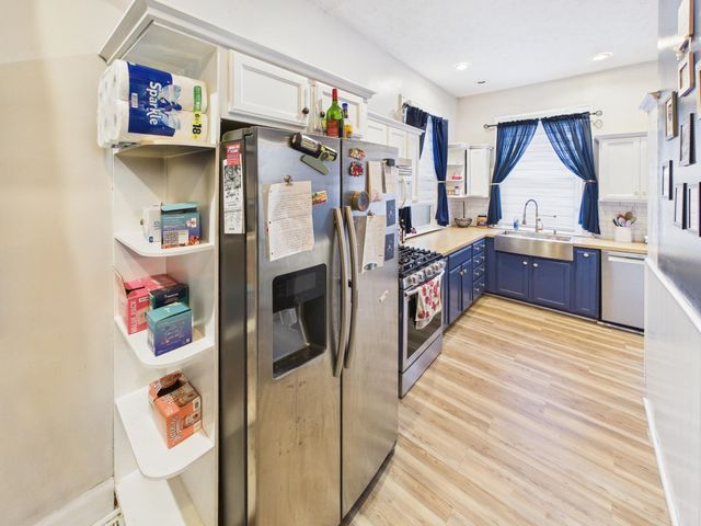 229 6th Avenue, Huntington, WV 25701