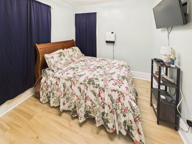 229 6th Avenue, Huntington, WV 25701