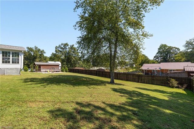 118 Rand Boulevard, Archdale, NC 27263
