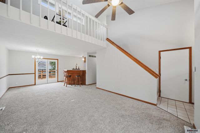 6121 Fleetwood Street, Lincoln, NE 68516