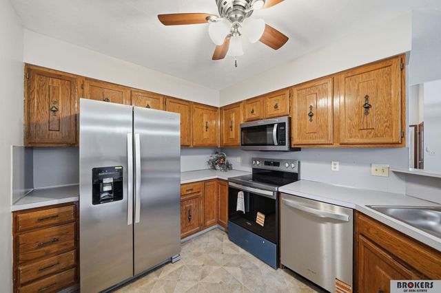 6121 Fleetwood Street, Lincoln, NE 68516