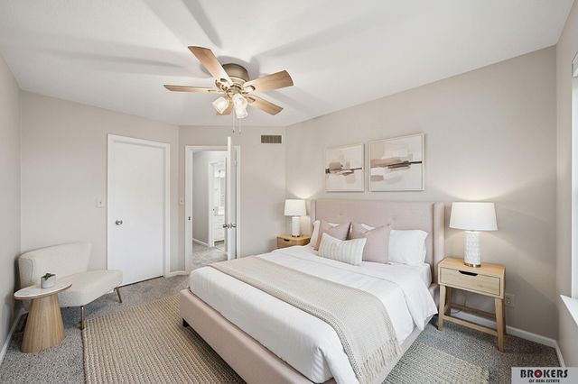 6121 Fleetwood Street, Lincoln, NE 68516