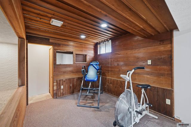 6121 Fleetwood Street, Lincoln, NE 68516