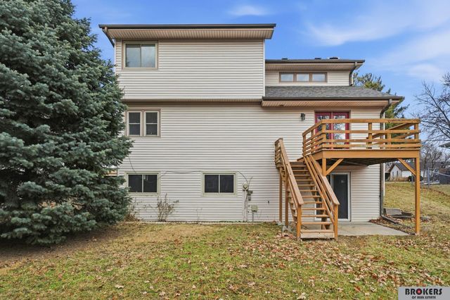 6121 Fleetwood Street, Lincoln, NE 68516