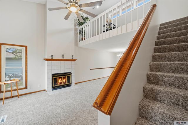 6121 Fleetwood Street, Lincoln, NE 68516