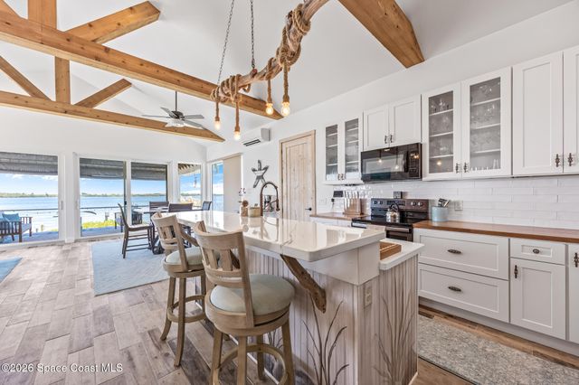 18 Vip Island B, Grant-valkaria, FL 32949