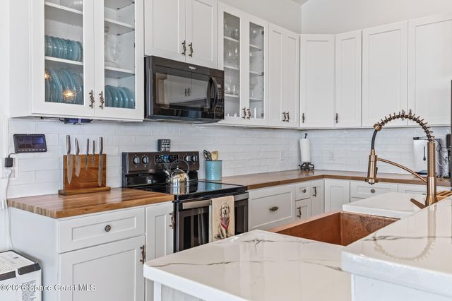 18 Vip Island B, Grant-valkaria, FL 32949