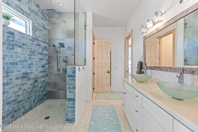 18 Vip Island B, Grant-valkaria, FL 32949