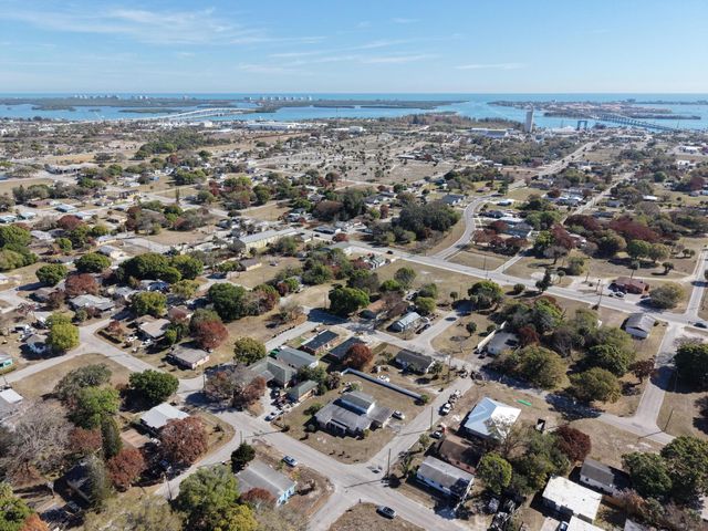 802 N 15th Street, Fort Pierce, FL 34950