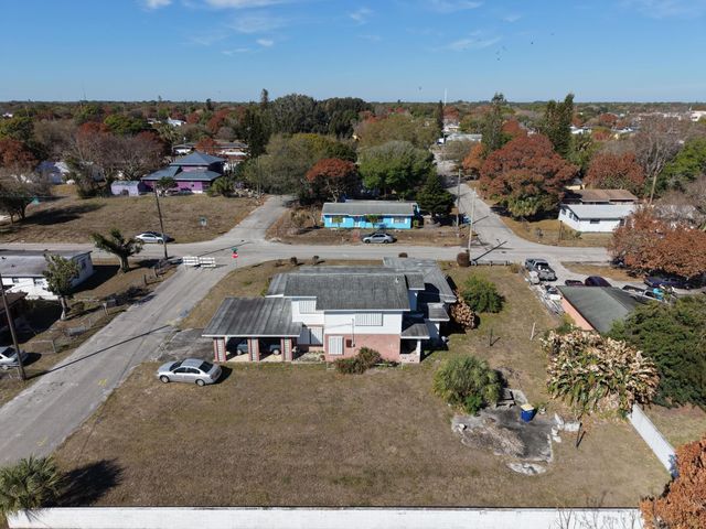 802 N 15th Street, Fort Pierce, FL 34950