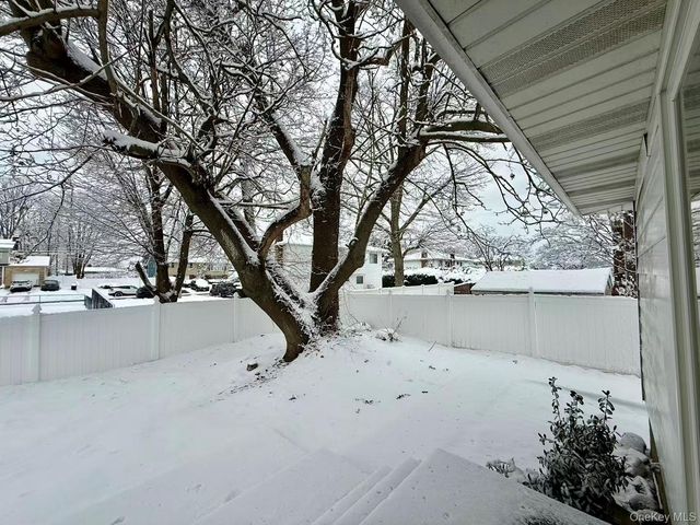 150 Scott Avenue, Deer Park, NY 11729