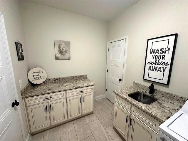 107 Dawn Drive SE, Calhoun, GA 30701