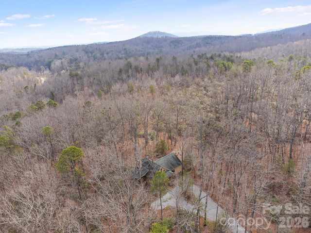 240 Ravenswood Drive, Marion, NC 28752